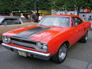 Картинка plymouth road runner автомобили выставки уличные фото