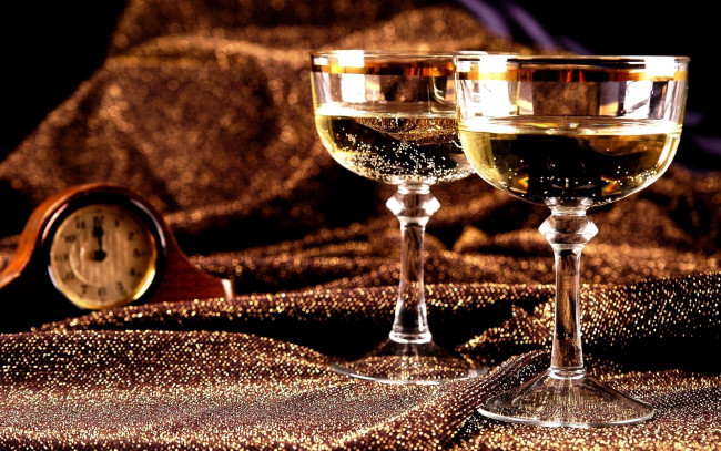 Обои картинки фото праздничные, угощения, шампанское, бокалы, часы