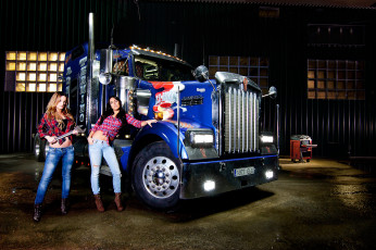 обоя kenworth, автомобили, авто с девушками, сша, автобусы, truck, company, грузовые
