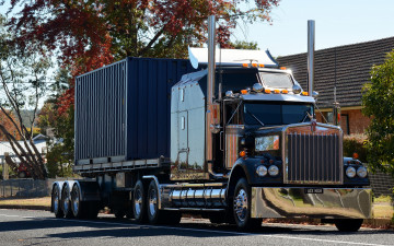 Картинка kenworth автомобили truck company грузовые автобусы сша колеса фура сила скорость трасса лето