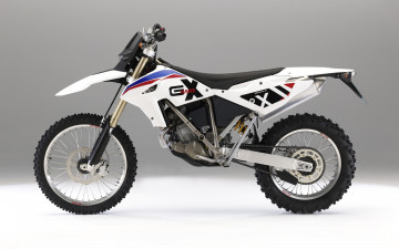 Картинка мотоциклы bmw g-450-x10 фон