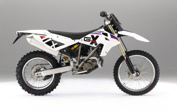 Картинка мотоциклы bmw g-450-x10 фон