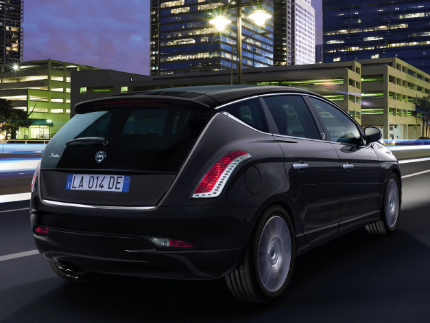 Обои картинки фото автомобили, lancia, delta