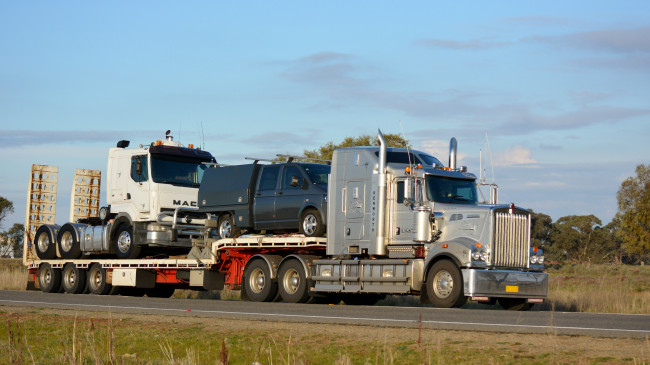 Обои картинки фото kenworth, автомобили, грузовые, truck, company, сша, автобусы