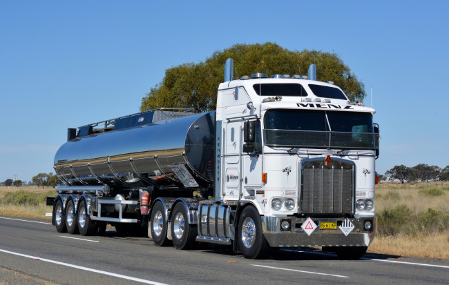 Обои картинки фото kenworth, автомобили, truck, company, грузовые, автобусы, сша