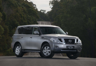 Картинка автомобили nissan datsun