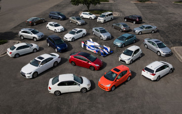 Картинка автомобили разные+вместе lexus toyota