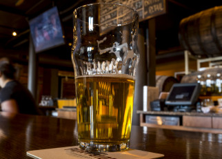 Картинка еда напитки +пиво бокал