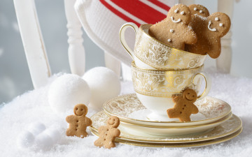 Картинка еда пирожные +кексы +печенье печенье снег чашки