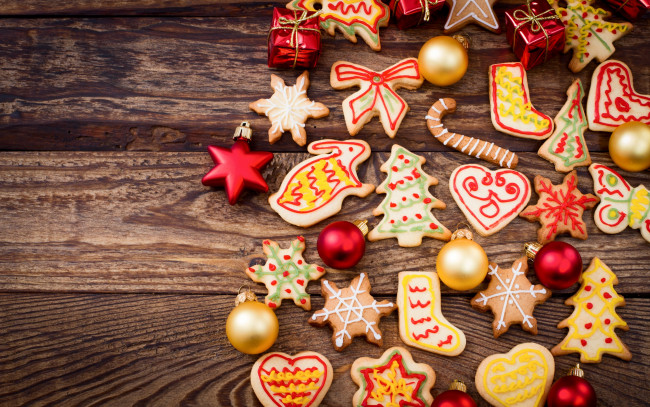 Обои картинки фото праздничные, угощения, шарики, печенье