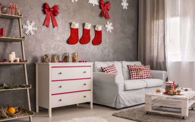 Обои картинки фото праздничные, - разное , новый год, праздник, носки, декор, комната, стиль, новый, год, уют