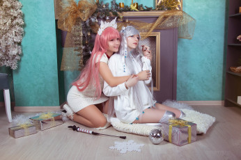 Картинка девушки -+группа+девушек подруги костюмы подарки