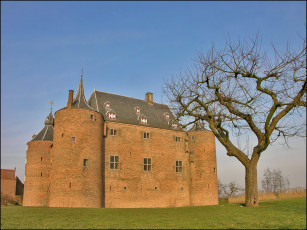 обоя города, дворцы, замки, крепости