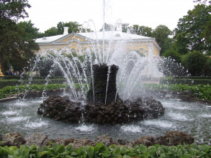 Картинка города фонтаны