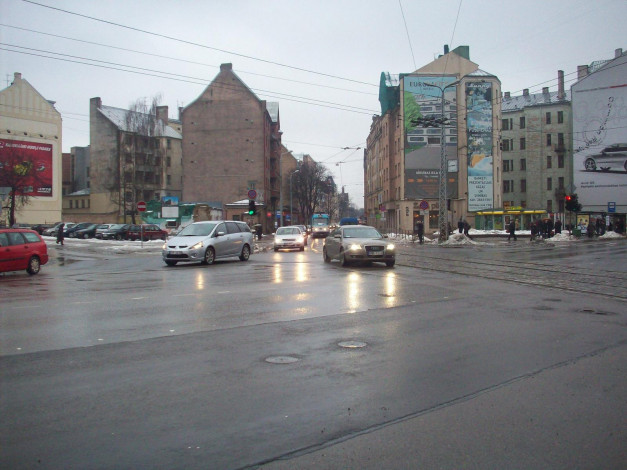 Обои картинки фото рига, пяти, углов, города, латвия