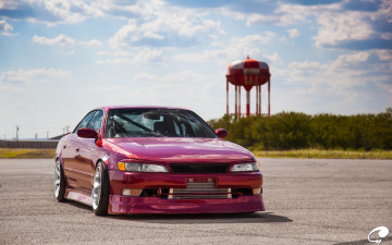 Картинка автомобили toyota mark red