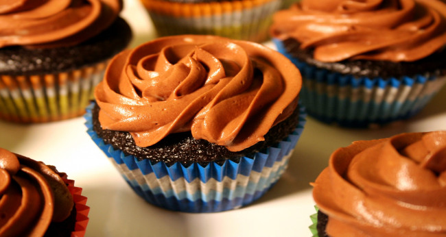 Обои картинки фото еда, пирожные,  кексы,  печенье, крем, капкейки