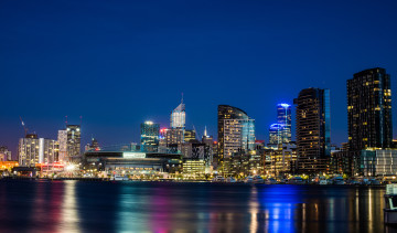 Картинка города мельбурн+ австралия melbourne victoria australia etihad stadium docklands yarra river штат виктория Ярра река город ночь дома стадион небоскребы здания