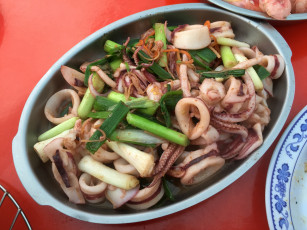 Картинка еда рыба +морепродукты +суши +роллы зелень кальмары