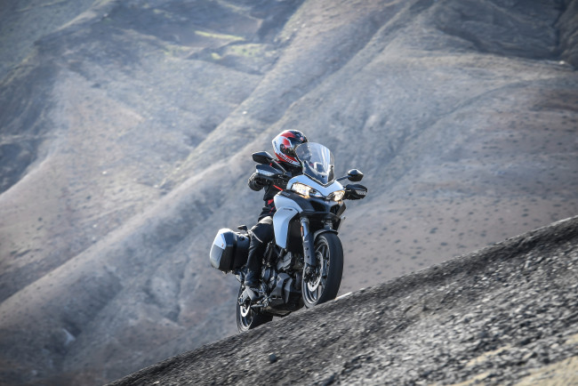 Обои картинки фото мотоциклы, ducati