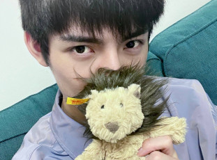 Картинка мужчины wang+hao+xuan ван хаосюань wang hao xuan