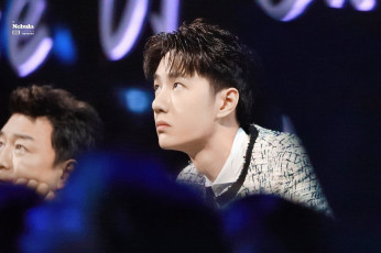 Картинка мужчины wang+yi+bo лицо шоу