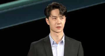 Картинка мужчины wang+yi+bo актер лицо пиджак