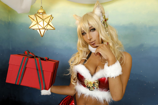 Обои картинки фото девушки, nonsummerjack, образ, костюм, наряд, косплей, ушки, хвост, подарок, звезда