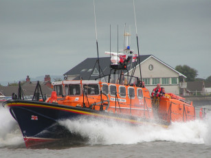 Картинка корабли катера