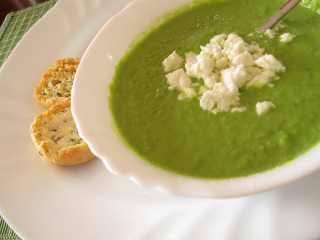 Обои картинки фото автор, varvarra, еда, первые, блюда, тарелка, суп, сухарики