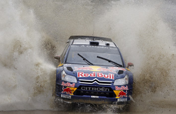 Картинка спорт авторалли дворники капот брызги фары вода citroen wrc rally ds3 red bull