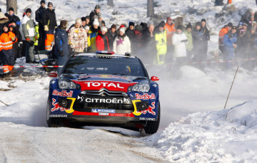 Картинка спорт авторалли wrc rally ds3 citroen передок зима снег сугроб скользко поворот фанаты люди фары гонка