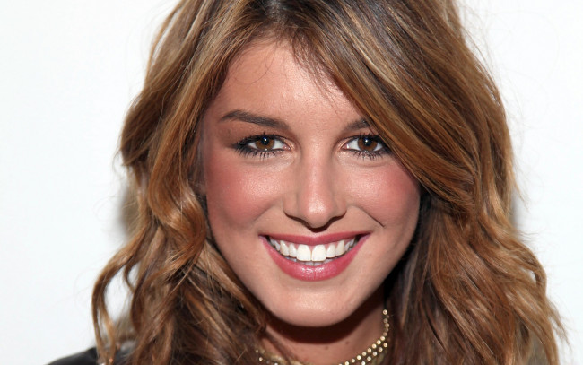 Обои картинки фото Shenae Grimes, девушки, , , улыбка