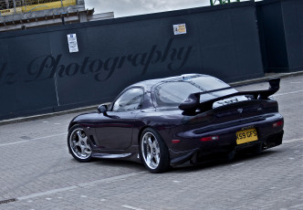 Картинка автомобили mazda