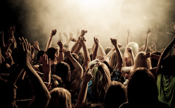 Картинка дискотека разное люди