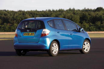 Картинка автомобили honda jazz