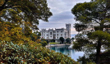 Картинка miramare+castle города -+дворцы +замки +крепости побережье