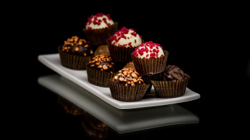 Картинка еда пирожные +кексы +печенье кексы