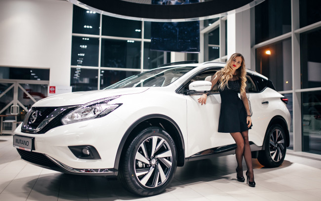 Обои картинки фото автомобили, -авто с девушками, nissan