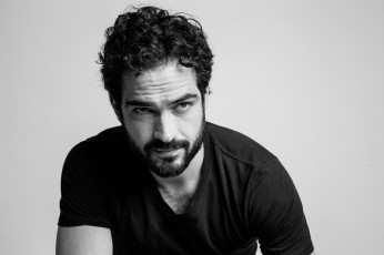 Картинка мужчины -alfonso+herrera alfonso herrera