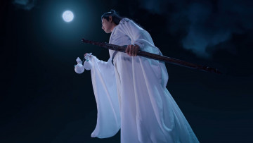 Картинка кино+фильмы the+untamed вэй усянь луна ночь кувшинчики меч