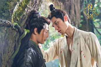 Картинка кино+фильмы mirror +a+tale+of+twin+cities парни разговор