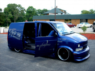 Картинка автомобили custom van`s