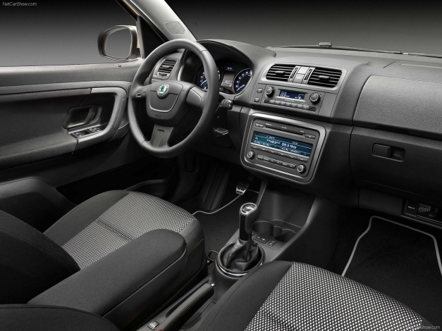 Обои картинки фото автомобили, спидометры, торпедо