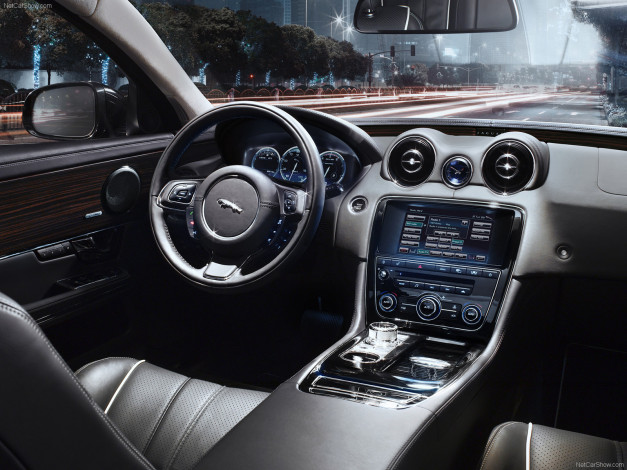 Обои картинки фото автомобили, спидометры, торпедо