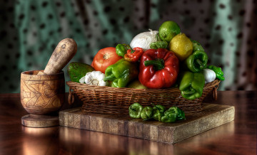 Картинка еда фрукты овощи вместе лимон чеснок помидор перец ступка лайм томаты