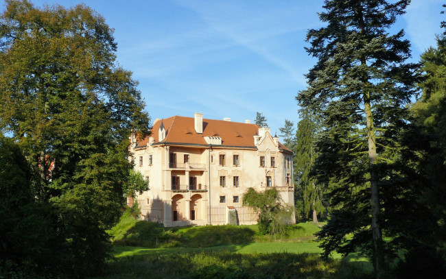 Обои картинки фото города, дворцы, замки, крепости, замок, деревья