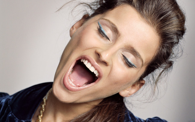 Обои картинки фото музыка, nelly, furtado, рот