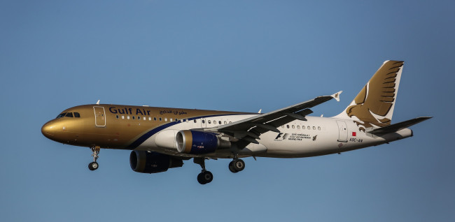 Обои картинки фото airbus a320, авиация, пассажирские самолёты, полет, небо, авиалайнер