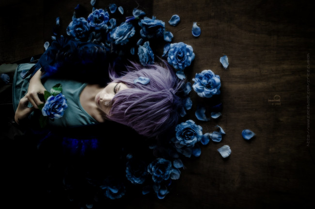 Обои картинки фото разное, cosplay , косплей, парень, иб, игра, розы